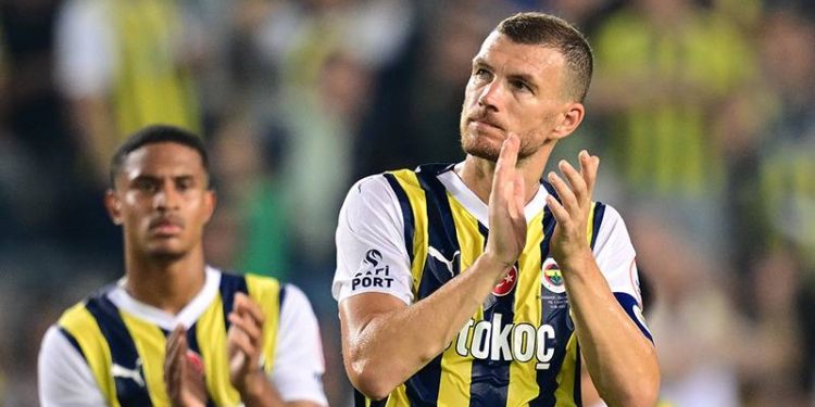 Fenerbahçe'nin golcüsü Dzeko'dan Beşiktaş itirafı