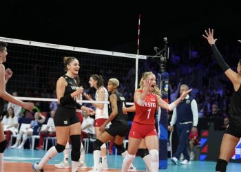 'Filenin Sultanları' Avrupa Şampiyonası'nda yarı finale yükseldi, rakip İtalya