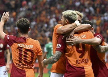 Galatasaray, Şampiyonlar Ligi'nde play-off turuna yükseldi