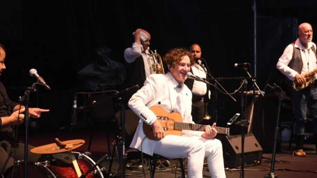 Goran Bregovic, konser için gittiği Modova'ya alınmadı