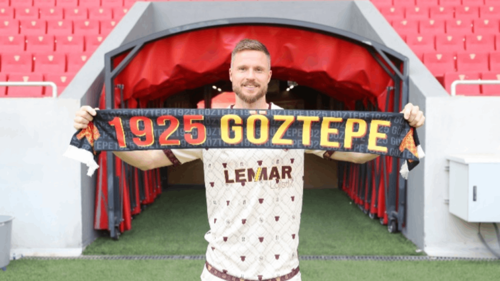 Göztepe'de transfer hareketliliği