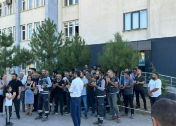 Greve çıkan işçilere patrondan tehdit