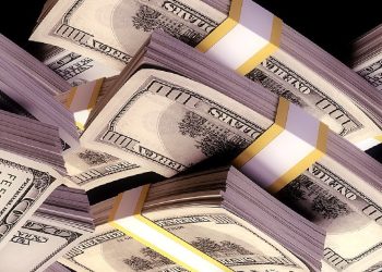 Hesabına yanlışlıkla 10,5 milyon dolar yattı, tutuklandı!