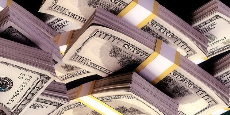 Hesabına yanlışlıkla 10,5 milyon dolar yattı, tutuklandı!