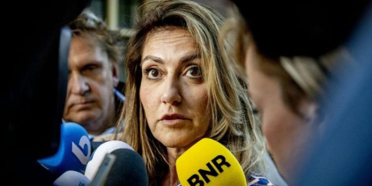 Hollanda’da başbakanlığın en güçlü adayı Dilan Yeşilgöz’den aşırı sağcı lider Wilders’le iş birliği sinyali