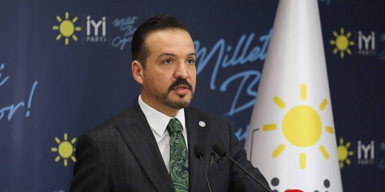İYİ Parti'den Bahçeli'nin ittifak çağrısına yanıt: İYİ Parti'de buluşmaya bekliyoruz