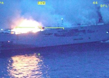 İddia: Hollanda’da yanan kargo gemisi söküm için Türkiye'ye gönderilebilir