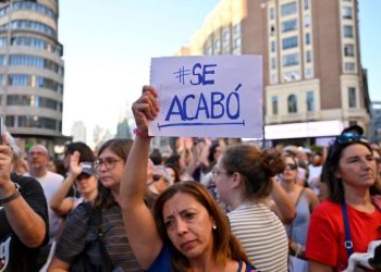İspanyol futbol yöneticileri, Luis Rubiales’in istifasını istedi