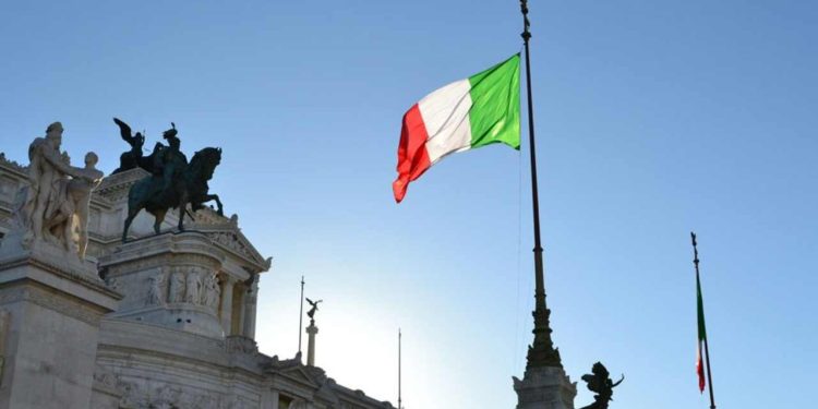 İtalya'da bankalara 'yüksek faiz kazancı' vergisi