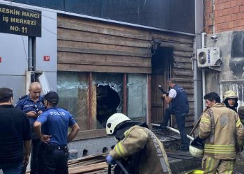 Kadıköy'de Korku Evi'nde yangın