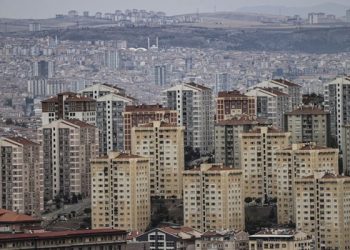 Konut satışlarında düşüş serisi beş ay sonra durdu