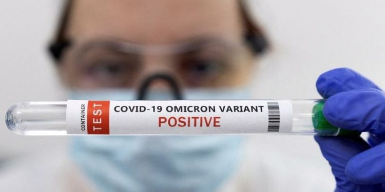 Koronada yeni dalga endişesi: Maske yine gündemde