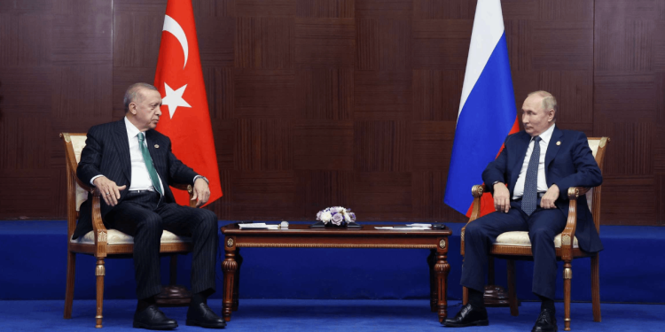 Kremlin: Putin-Erdoğan görüşmesi en yakın zamanda yapılacak