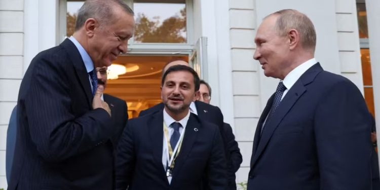 Kremlin yine tarih vermedi: Erdoğan-Putin görüşmesi 'en yakın zamanda yapılacak'