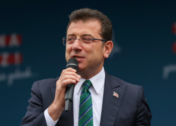 Kulis: İmamoğlu'nun yakın ekibinden bir kaynak, 'iki seçenek var' dedi