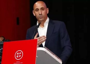 Luis Rubiales'ın Jenni Hermoso'yu öpmesi, İspanya'da toplumsal tsunamiye neden oldu