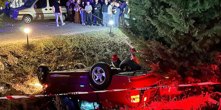 Manisa’da kontrolden çıkan araç dehşet saçtı: 3 ölü