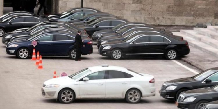 Meclis Başkanlığı’ndan tüm partilere Audi A6, Saadet Partisi’ne Toyota!