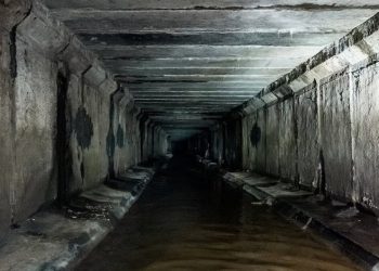 Moskova'da sel baskını: Kanalizasyon turuna katılan sekiz kişinin cesedine ulaşıldı