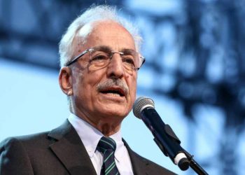 "Murat Karayalçın'dan CHP'ye 24 sayfalık mektup:  Beyaz atlı prens beklemeyelim