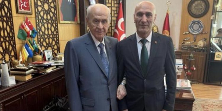 Osmaniye’den Karaman’a atanan Emniyet Müdürü, Bahçeli’yi ziyaret etti: ‘Hayır duasını aldık’