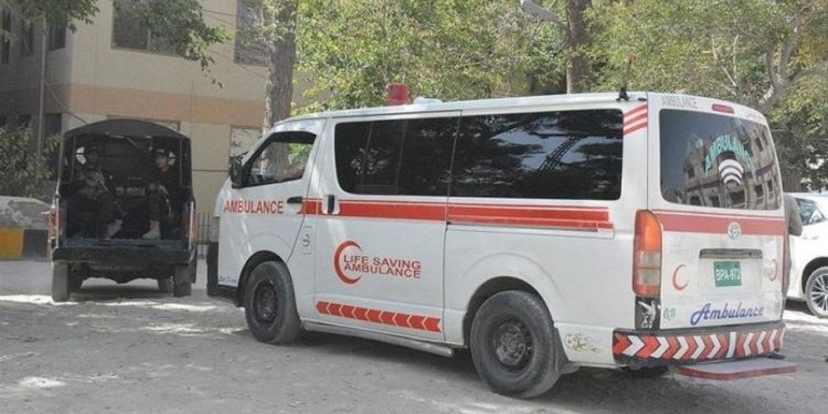 Pakistan'da bombalı saldırı: En az yedi kişi öldü