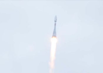 Rus uzay aracı Luna-25 Ay yörüngesine girdi