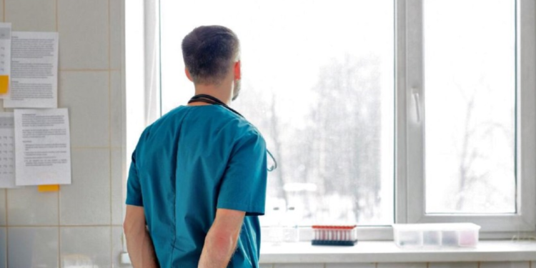 Seçimden sonra hız kazandı: Doktorların göç başvurusu rekor seviyede