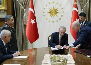 TSK’nın yeni komuta kademesi belli oldu: Genelkurmay Başkanlığı’na Orgeneral Metin Gürak atandı