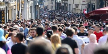 TÜİK: İşsizlik oranı yüzde 9,6’ya yükseldi, istihdam azaldı