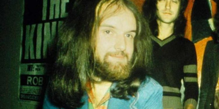 The Kinks grubunun eski klavyecisi John Gosling hayatını kaybetti