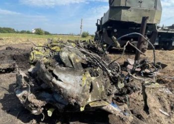 Ukrayna'da eğitim uçakları havada çarpıştı: 3 pilot hayatını kaybetti