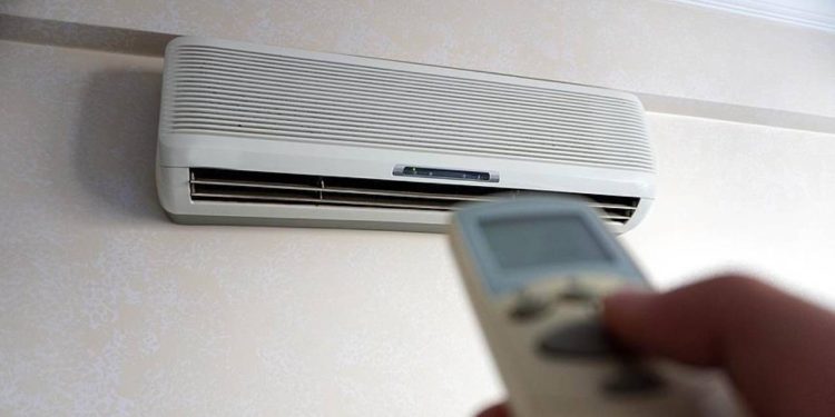 Uzmanından uyarı: Klimanın üflediği havaya direkt maruz kalmayın