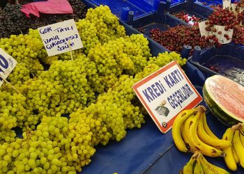Vatandaş gırtlağına kadar borca battı; bireysel kredi kartı hacmi sadece 1 yılda yüzde 185 arttı