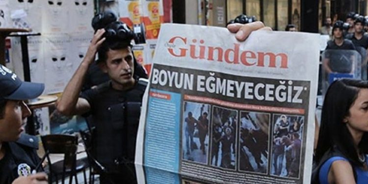 Yargıtay, Özgür Gündem davasında 5 kişiye verilen cezaları onadı