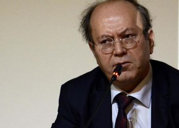 Yeni Şafak yazarı laikliği hedef aldı: 'Laiklik kutsal inek midir, dokunamıyoruz'