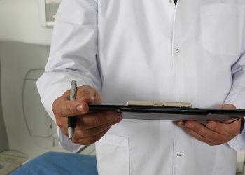 Yeni Şafak'ın hedef gösterdiği akademisyenler için 22 kurumdan çağrı