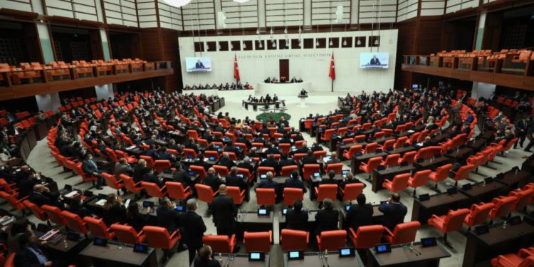 Yeniden seçilemeyen 314 vekilden 310'u, peşin aldıkları 149 bin lirayı iade etmedi: İşte geri veren 4 isim...