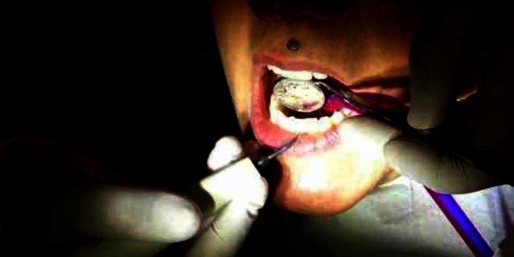 Yurtdışından diş tedavisine geldi, ölümden döndü!