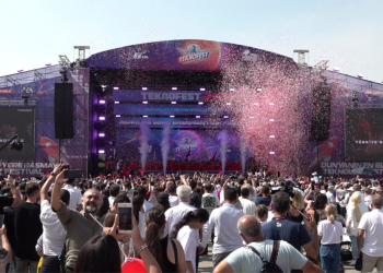 TEKNOFEST’e İzmirliler’den yoğun ilgi