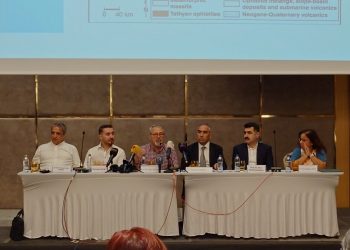 Diyarbakır’da deprem çalıştayı: “6 Şubat depremlerinden ders alınmadı”