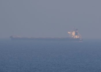 İki gemi tahıl yüklemek üzere Ukrayna’ya doğru yola çıktı