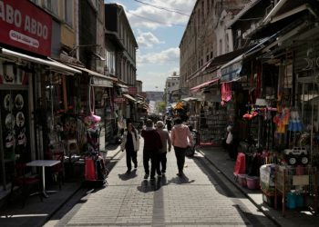 İstanbul Valiliği’nin ikameti başka şehirde olan Suriyeli sığınmacılara verdiği süre yarın doluyor