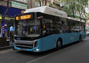 Amed’te ulaşıma fahiş zam: Uçurumun kenarındayız!