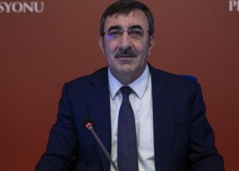 Enflasyonda tek hane beklentisi 2026 yılına kaldı