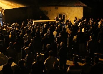 Deniz Bülbün binlerin katıldığı kitlesel törenle toprağa verildi