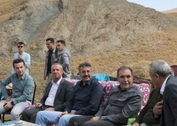 Colemêrg vekilleri: Kent valisi AKP yöneticisi gibi çalışıyor