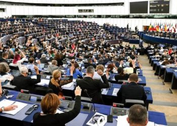 AP’den Türkiye raporu: Hükümet yönünü değiştirmedikçe AB süreci devam edemez