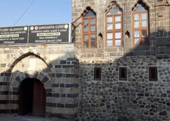 Kayyım tarihi Dengbêj Evi’ni ‘milli eğitime’ tahsis etti