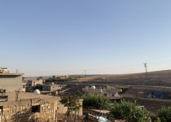 Ablukada olan Bana’da ev baskınları